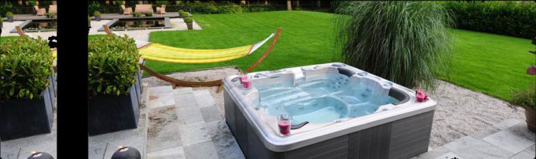 Het Verschil Tussen Een Hottub En Een Jacuzzi Bubbelkoning